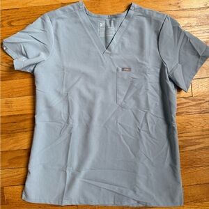 Figs Chambray One Pocket Scrub Top